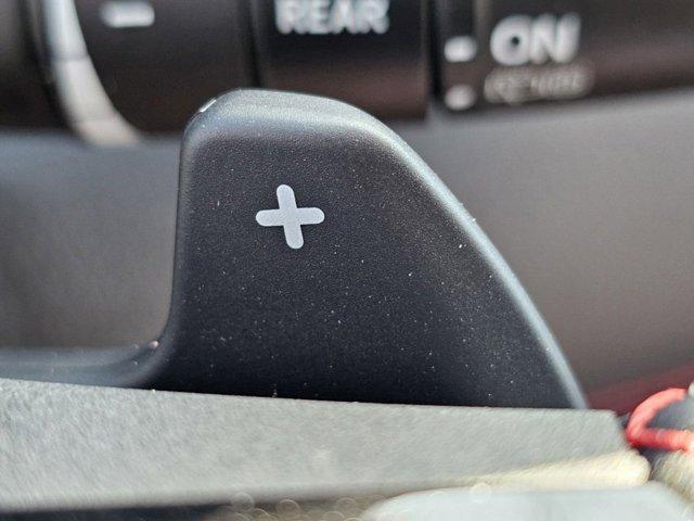 Photo of 2025 Sonic Gray Pearl Honda Pilot