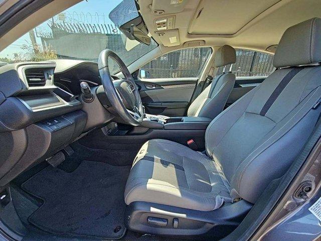 Photo of 2019 Modern Steel Metallic Honda Civic