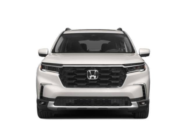 Photo of 2023 Platinum White Pearl Honda Pilot