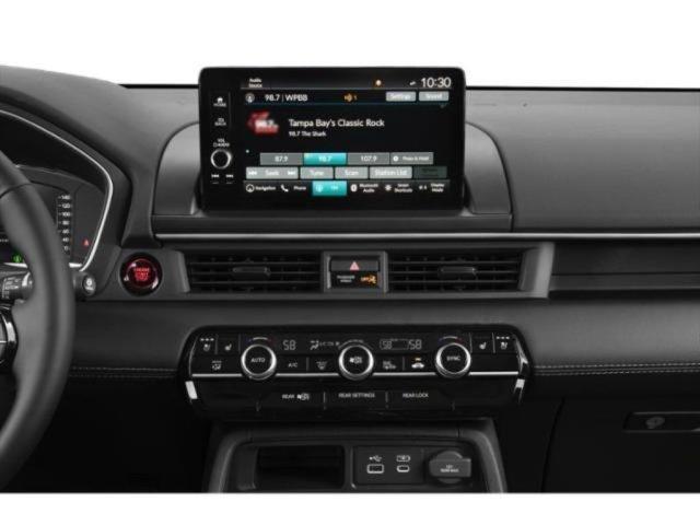 Photo of 2023 Platinum White Pearl Honda Pilot