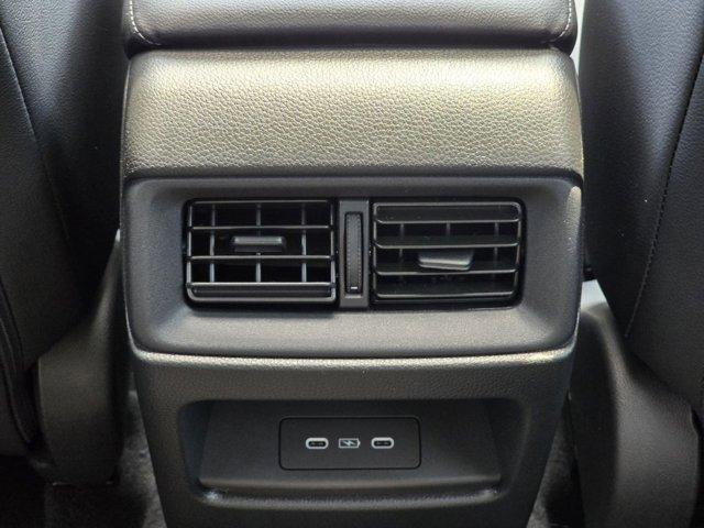 Photo of 2026 Platinum White Pearl Honda CR-V