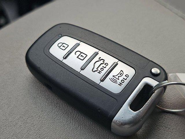 Photo of 2019 Black Noir Pearl Hyundai TUCSON
