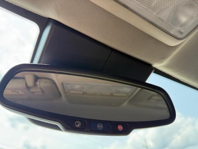 Photo of 2018 Brilliant Blue Metallic Buick Encore