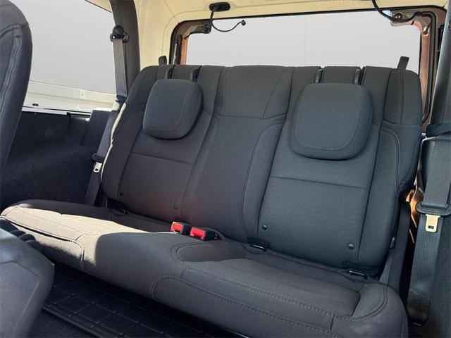 Photo of 2020 Bright White Clearcoat Jeep Wrangler