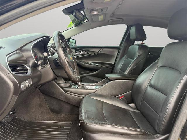 Photo of 2018 Mosaic Black Metallic Chevrolet Malibu