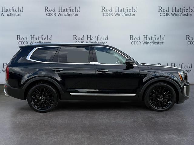 Photo of 2020 Ebony Black Kia Telluride