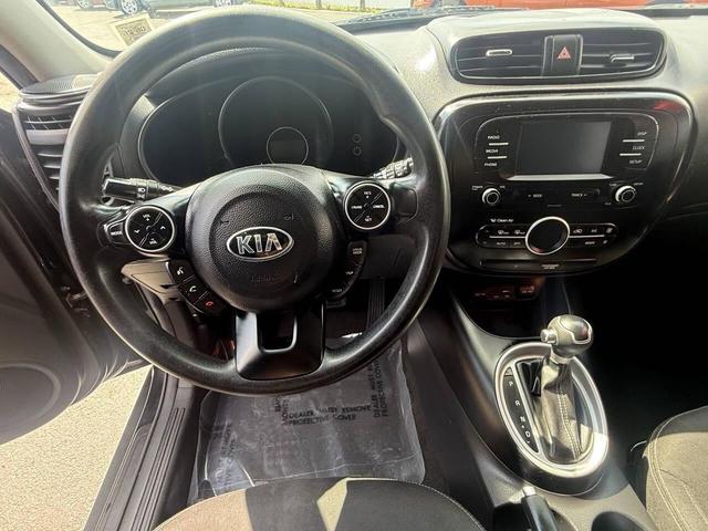 Photo of 2017 Shadow Black Kia Soul