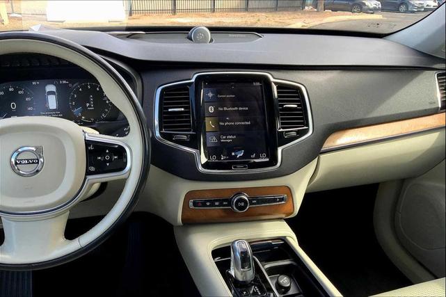 Photo of 2017 Magic Blue Metallic Volvo XC90 Hybrid