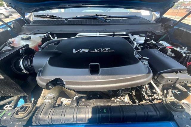 Photo of 2021 Bright Blue Metallic Chevrolet Colorado