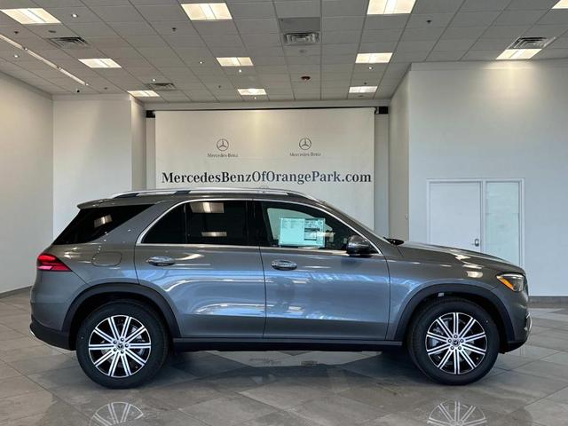 Photo of 2025 Gray Mercedes-Benz GLE 450e