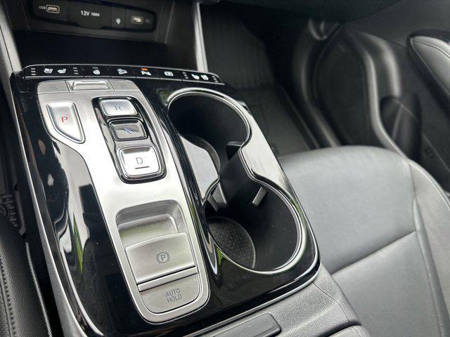 Photo of 2024 Shimmering Silver Hyundai TUCSON