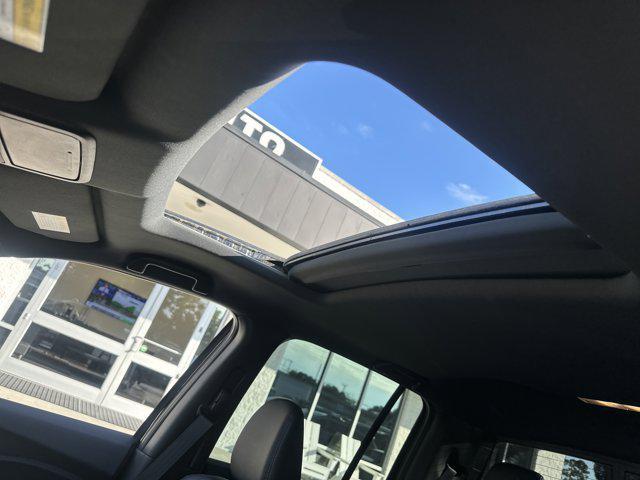 Photo of 2022 Crystal Black Pearl Honda Ridgeline