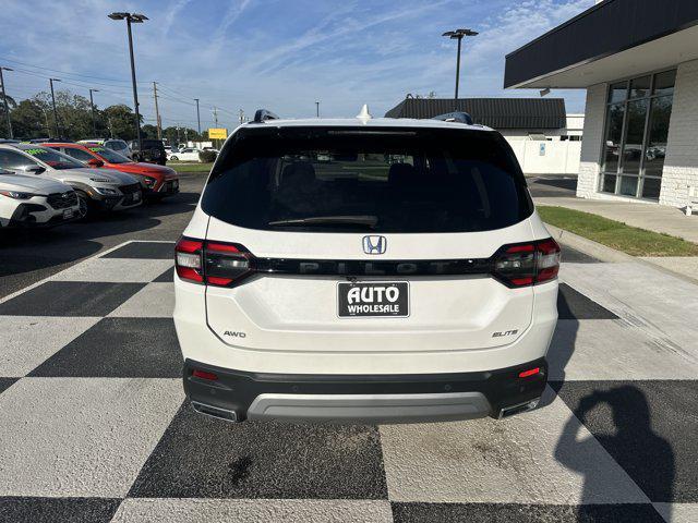Photo of 2025 Platinum White Pearl Honda Pilot