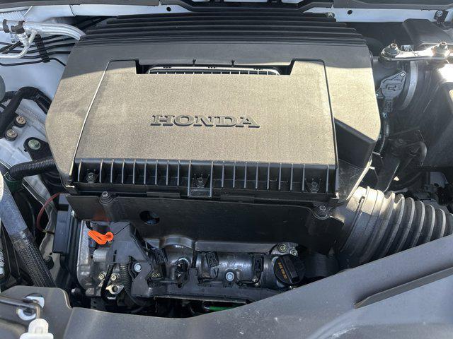 Photo of 2025 Platinum White Pearl Honda Pilot