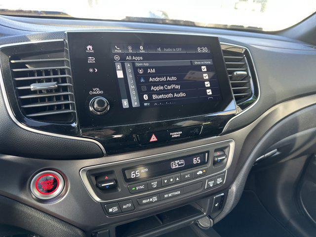 Photo of 2025 Sonic Gray Pearl Honda Passport