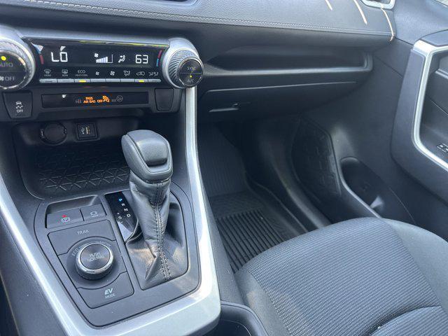 Photo of 2023 Silver Sky Metallic Toyota RAV4 Hybrid