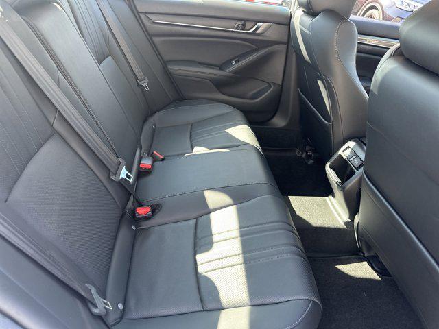 Photo of 2021 Platinum White Pearl Honda Accord