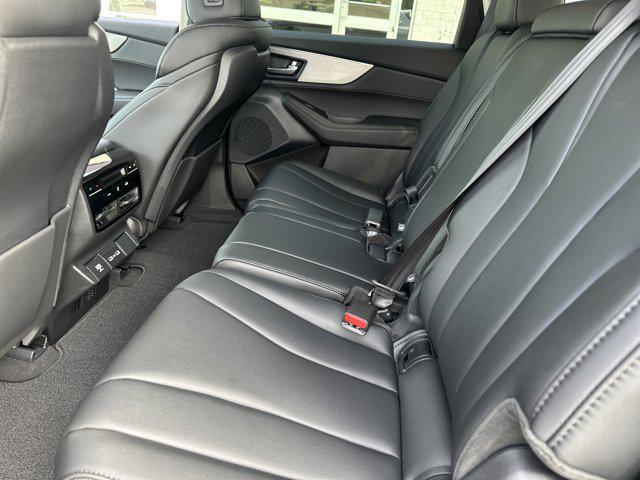 Photo of 2024 Liquid Carbon Metallic Acura MDX