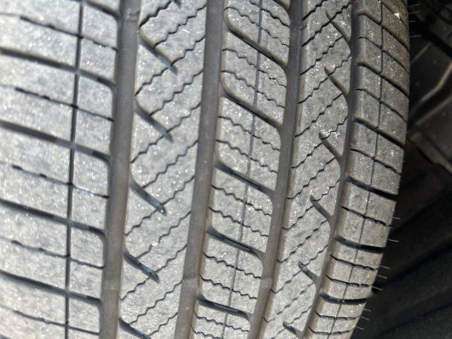 Photo of 2024 Liquid Carbon Metallic Acura MDX