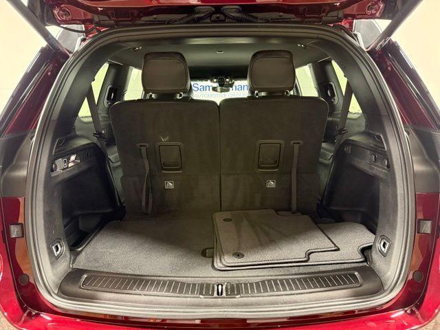 Photo of 2024 Velvet Red Pearlcoat Jeep Grand Cherokee L