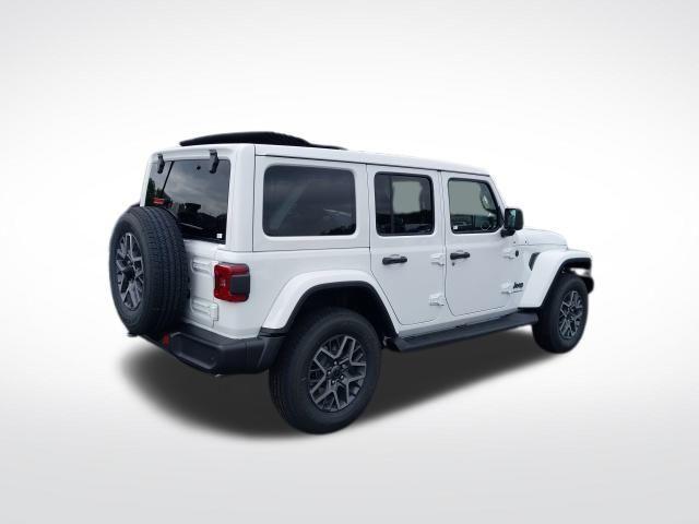 Photo of 2025 Bright White Clearcoat Jeep Wrangler