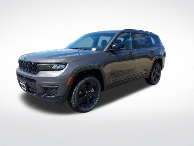 Photo of 2025 Metallic Jeep Grand Cherokee L