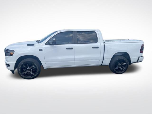 Photo of 2024 Bright White Clearcoat RAM 1500