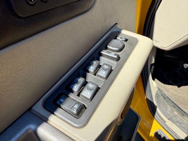 Photo of 2004 Yellow Hummer H2