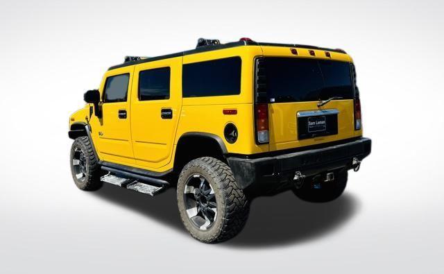 Photo of 2004 Yellow Hummer H2