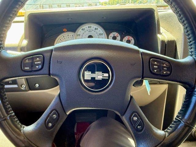 Photo of 2004 Yellow Hummer H2