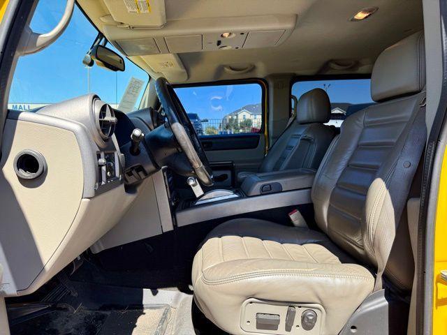 Photo of 2004 Yellow Hummer H2