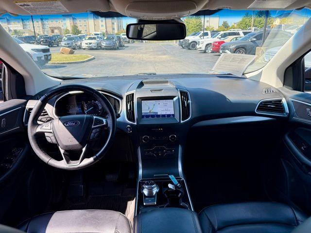 Photo of 2020 Black Ford Edge
