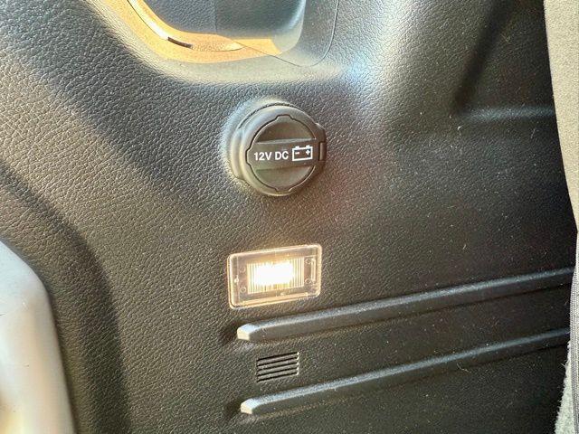 Photo of 2021 Bright White Clearcoat Jeep Wrangler