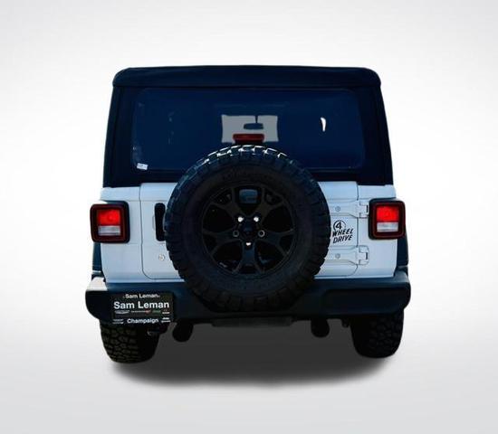 Photo of 2021 Bright White Clearcoat Jeep Wrangler