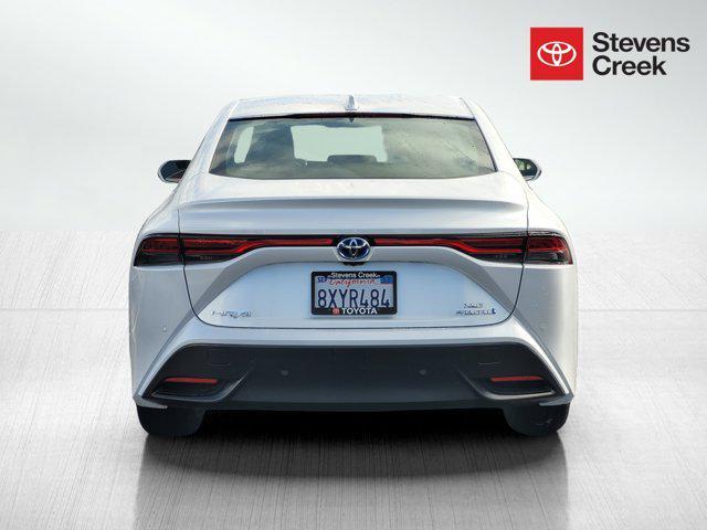 Photo of 2021 Oxygen White Toyota Mirai