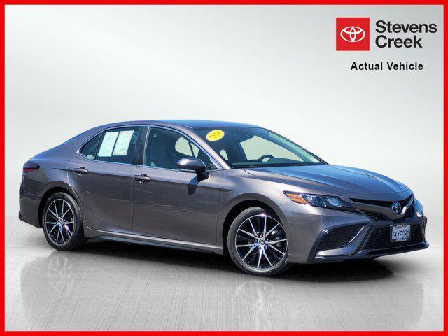 2024 Toyota Camry Hybrid