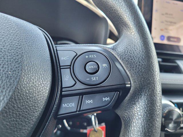 Photo of 2023 Silver Sky Metallic Toyota RAV4 Hybrid