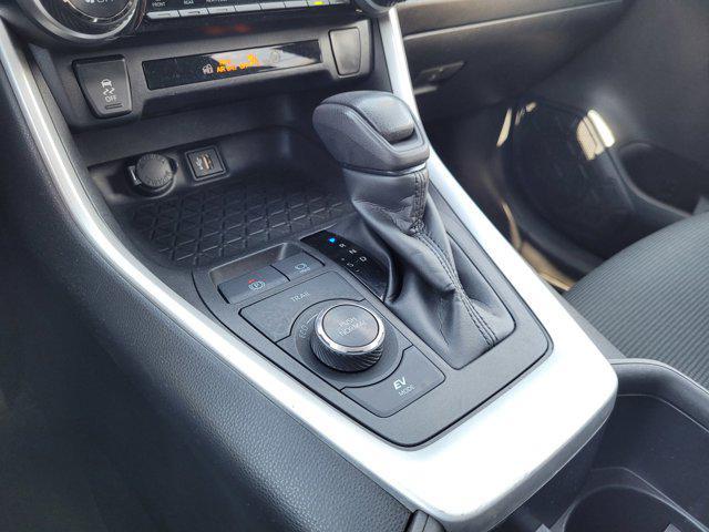 Photo of 2023 Silver Sky Metallic Toyota RAV4 Hybrid