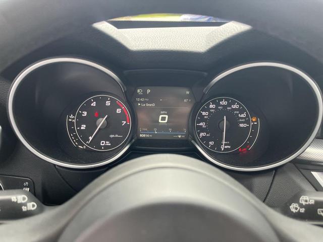 Photo of 2018 Vesuvio Gray Metallic Alfa Romeo Stelvio