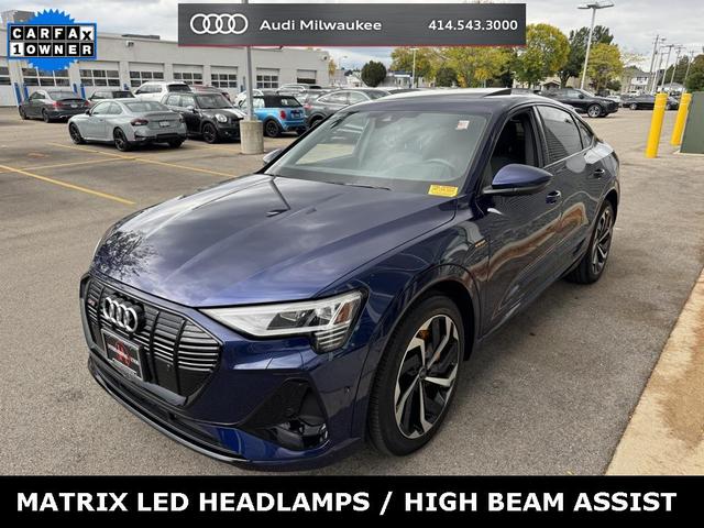 Photo of 2023 Navarra Blue Metallic Audi e-tron Sportback