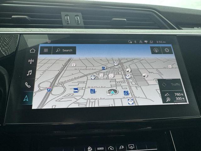 Photo of 2023 Navarra Blue Metallic Audi e-tron Sportback