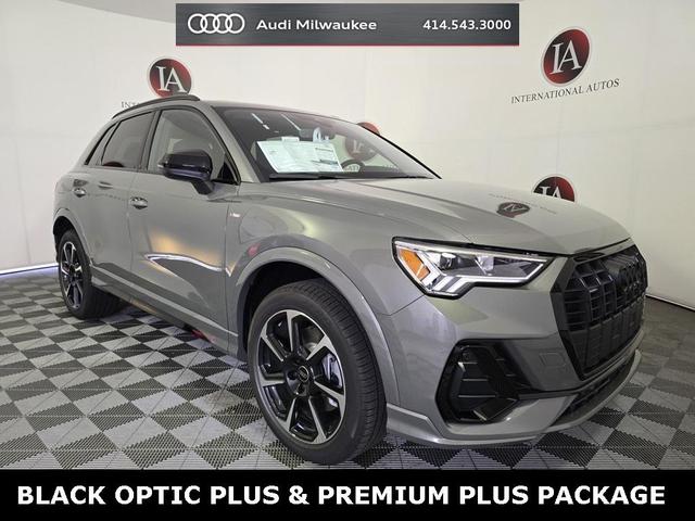 Photo of 2025 Gray Audi Q3