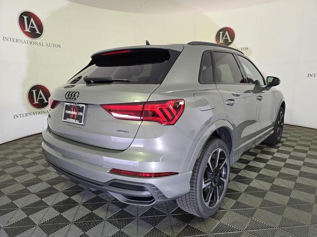 Photo of 2025 Gray Audi Q3