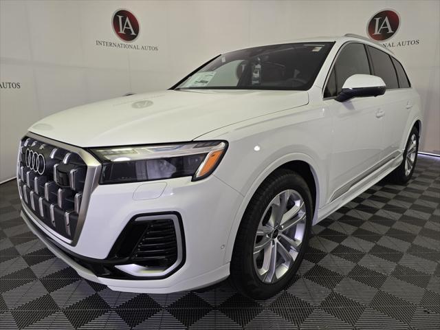 Photo of 2025 White Audi Q7