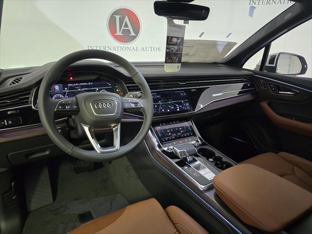 Photo of 2025 White Audi Q7