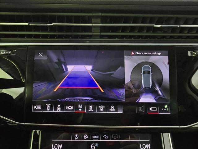 Photo of 2023 Mythos Black Metallic Audi Q7