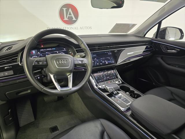 Photo of 2023 Mythos Black Metallic Audi Q7
