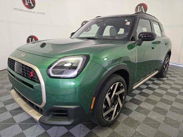 Photo of 2026 British Racing Green MINI Countryman