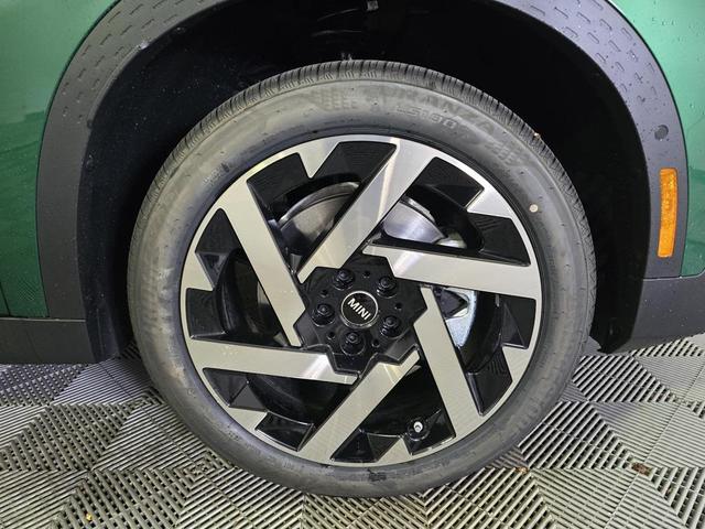 Photo of 2026 British Racing Green MINI Countryman