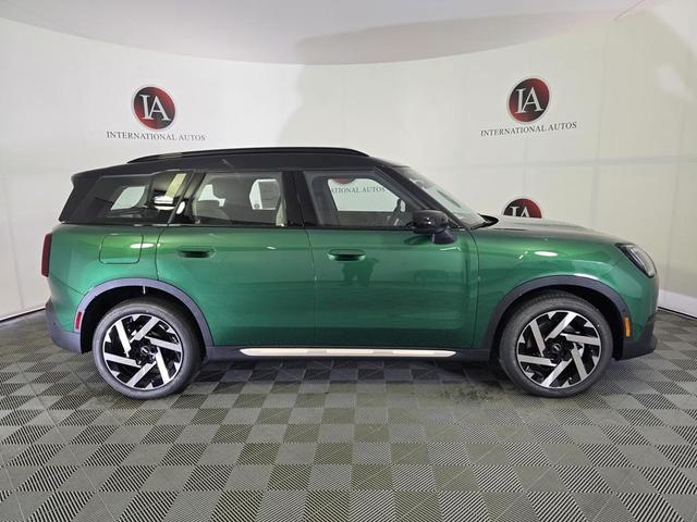Photo of 2026 British Racing Green MINI Countryman